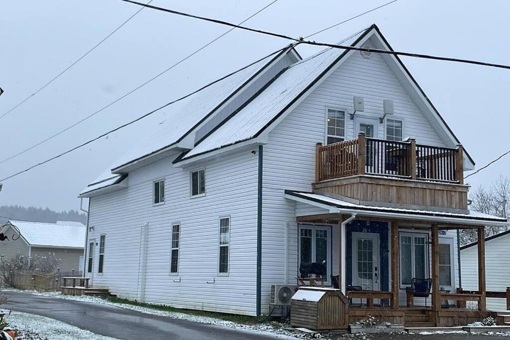 Finn'S Studio, Fundy Park Альма Экстерьер фото